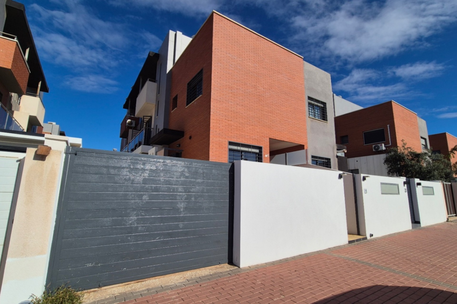 Reventa - Duplex -
Torrevieja - Costa Blanca