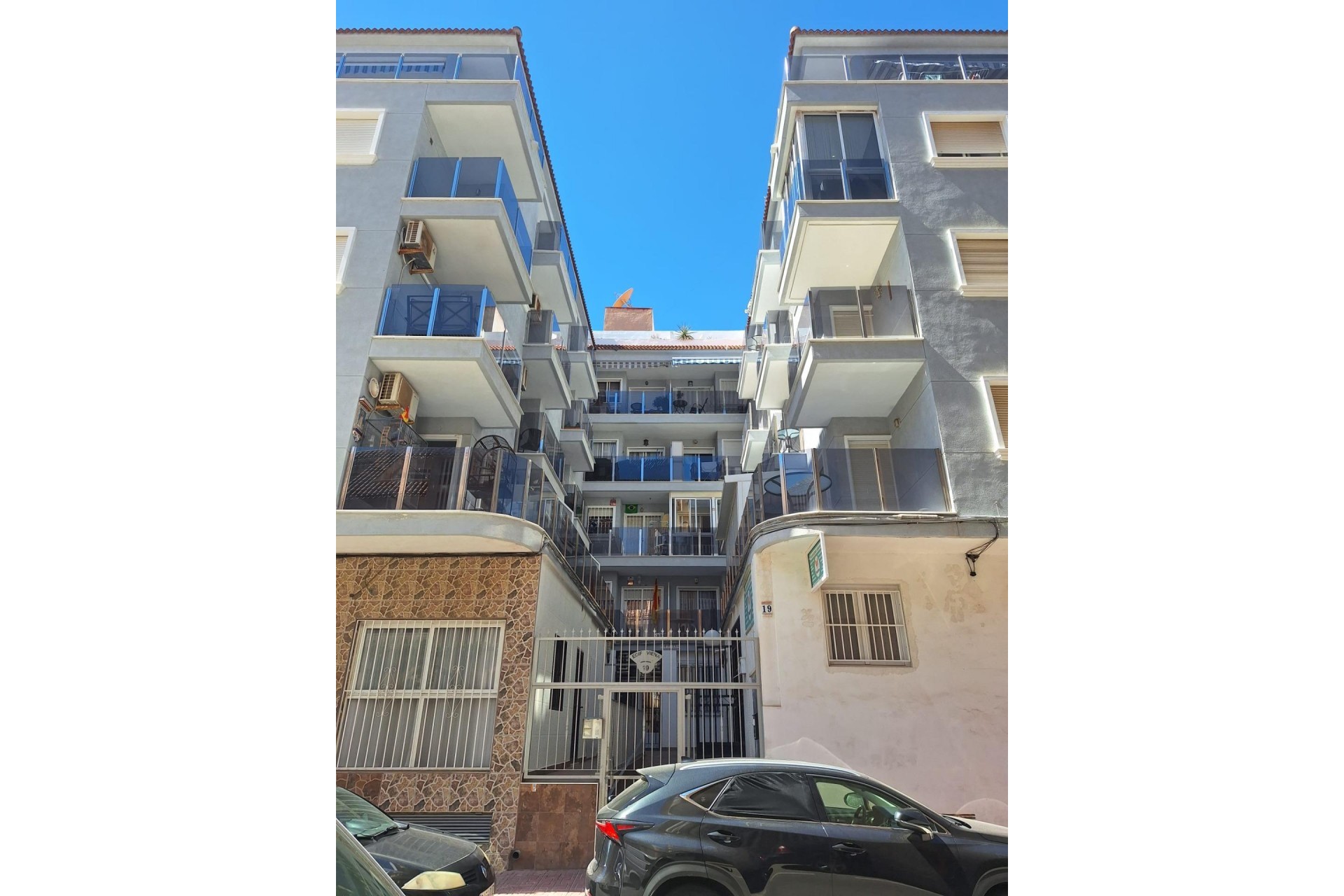 Reventa - Duplex -
Torrevieja - Habaneras