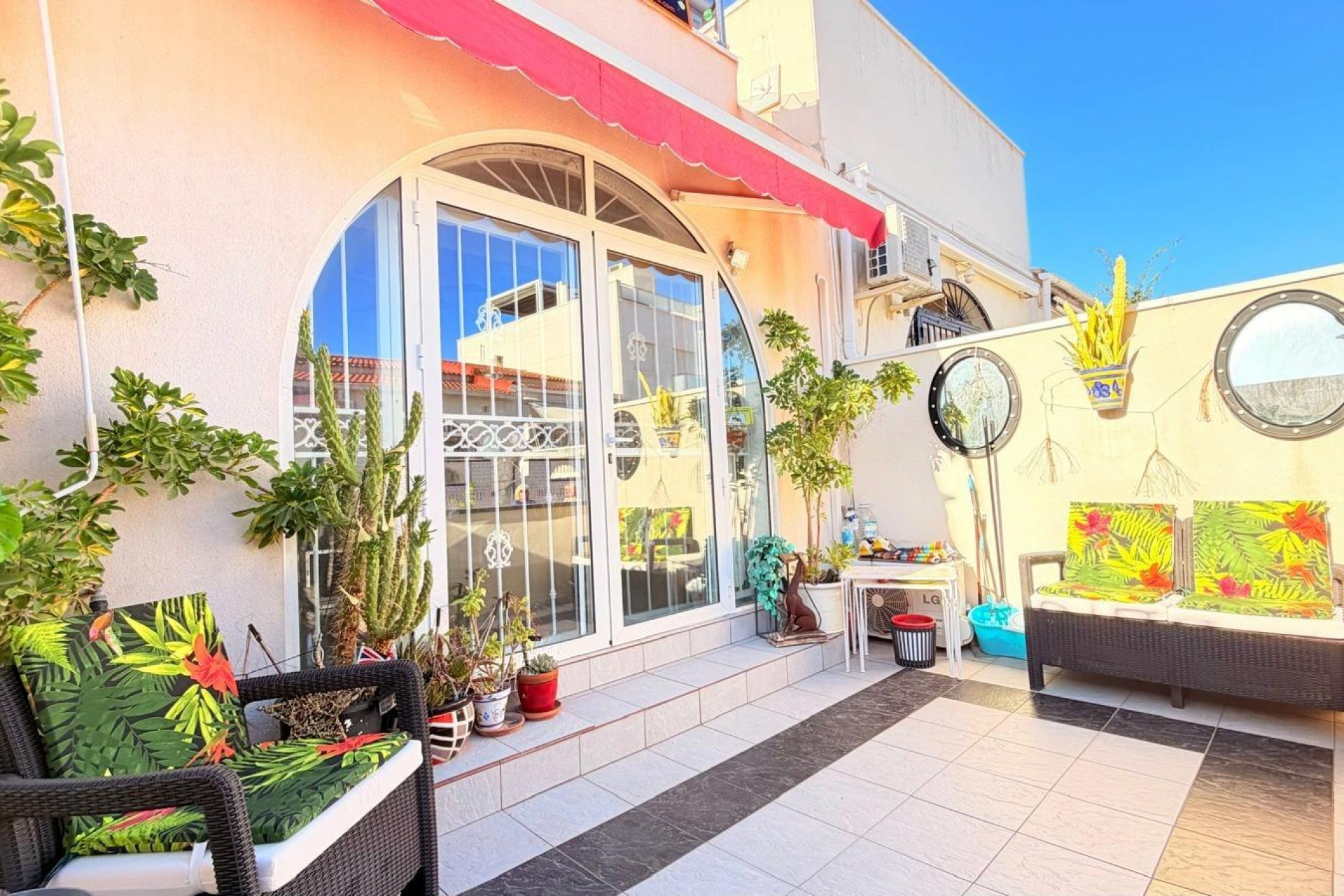 Reventa - Duplex -
Torrevieja - La Siesta - El Salado - Torreta