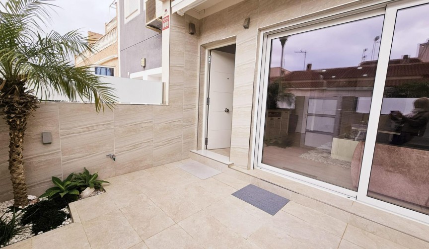 Reventa - Duplex -
Torrevieja - La Siesta