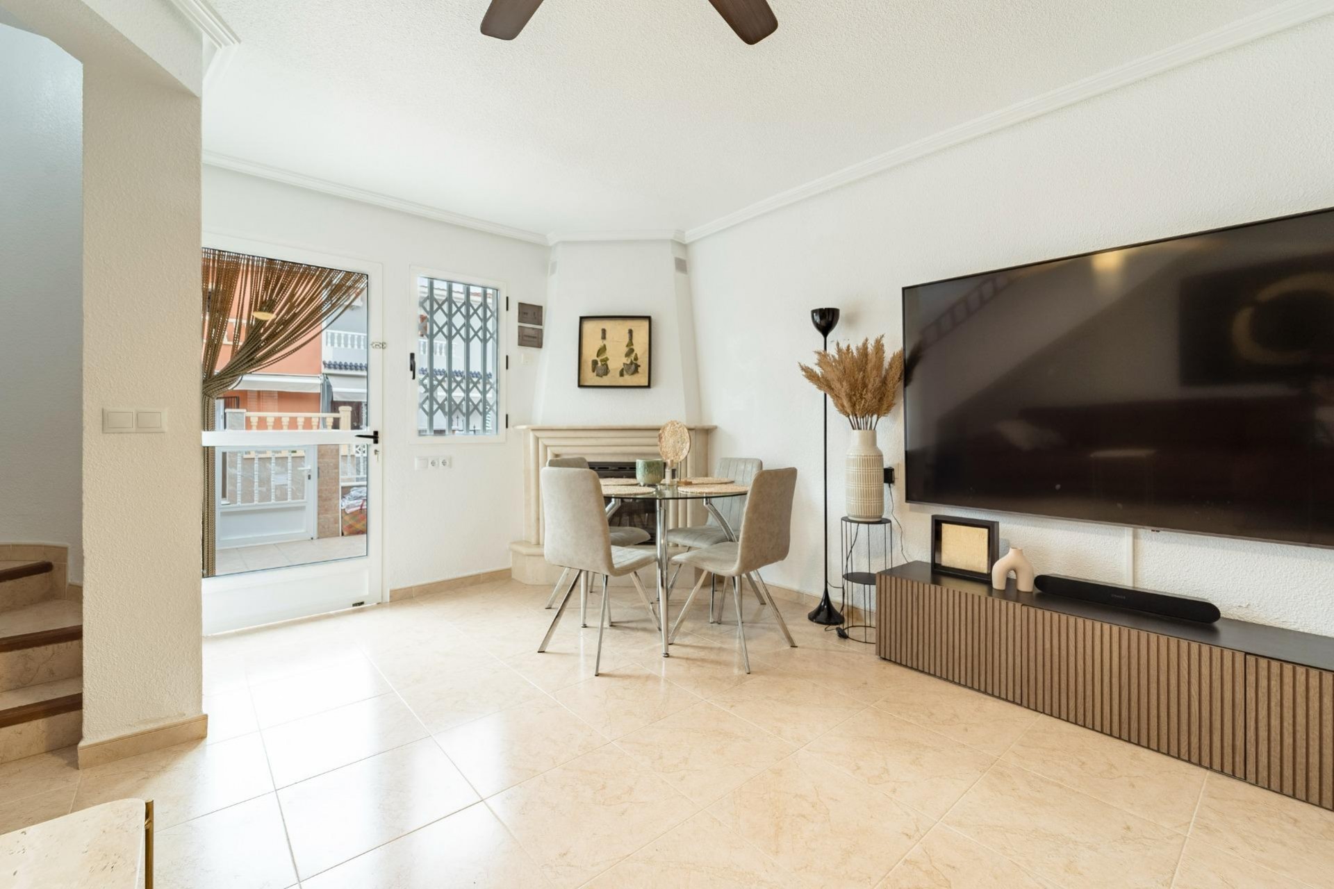 Reventa - Duplex -
Torrevieja - Playa De Los Naufragos