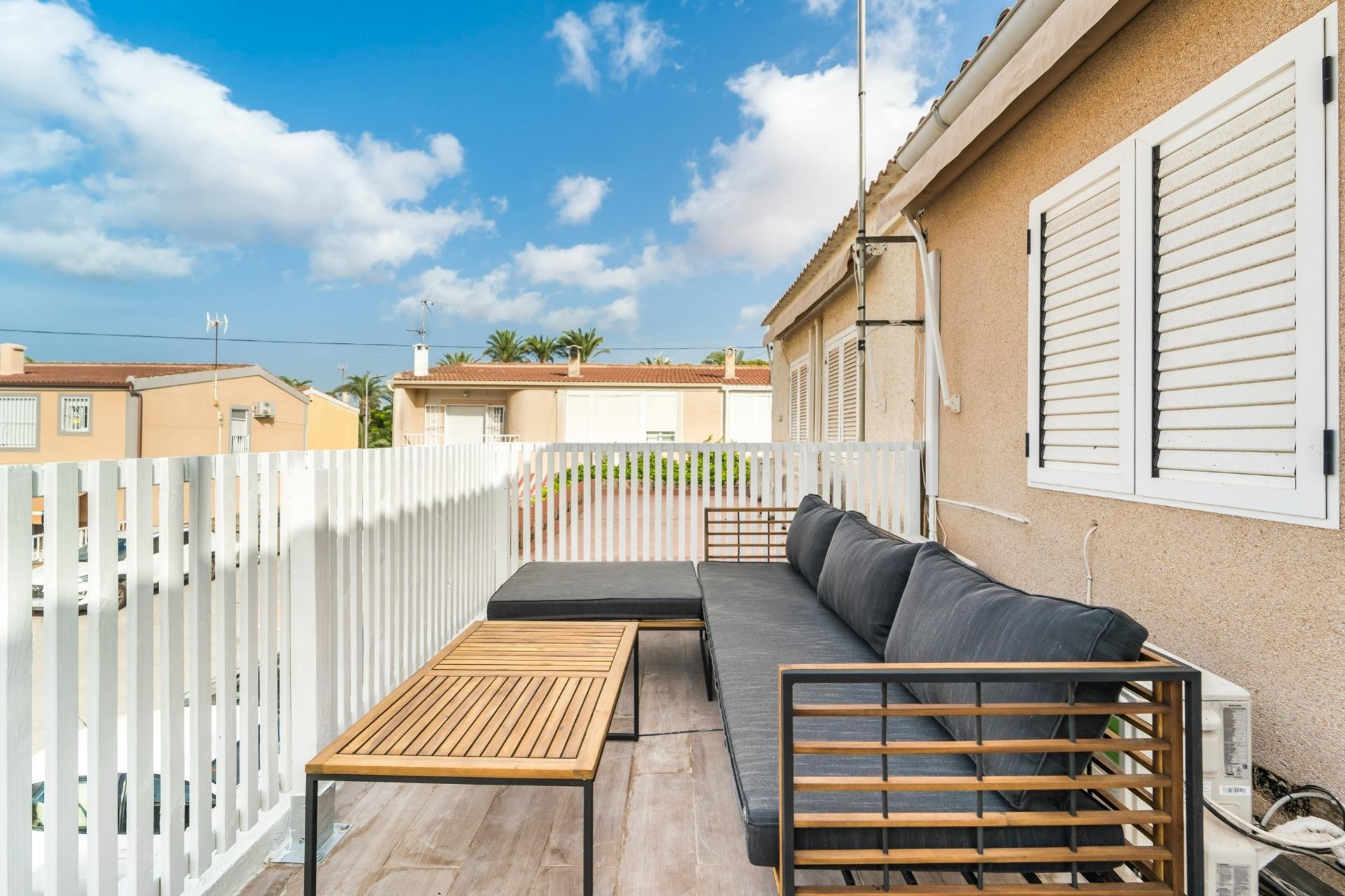 Reventa - Duplex -
Torrevieja - Playa De Los Naufragos