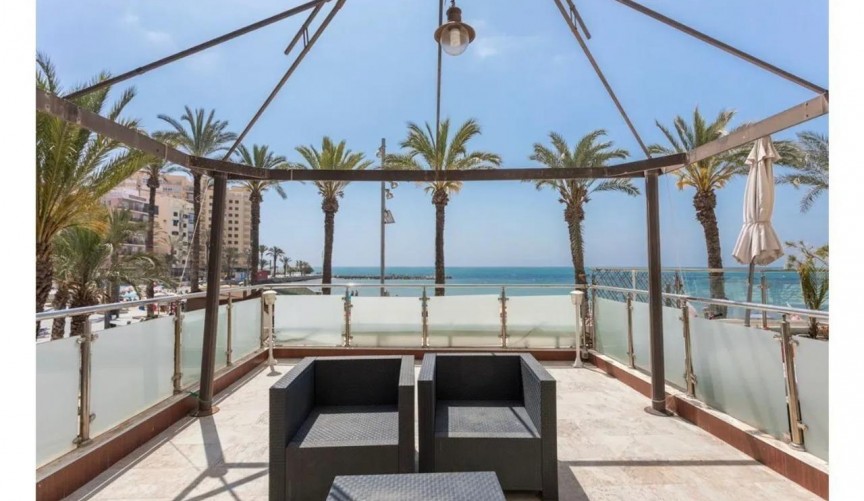 Reventa - Duplex -
Torrevieja - Playa del Cura