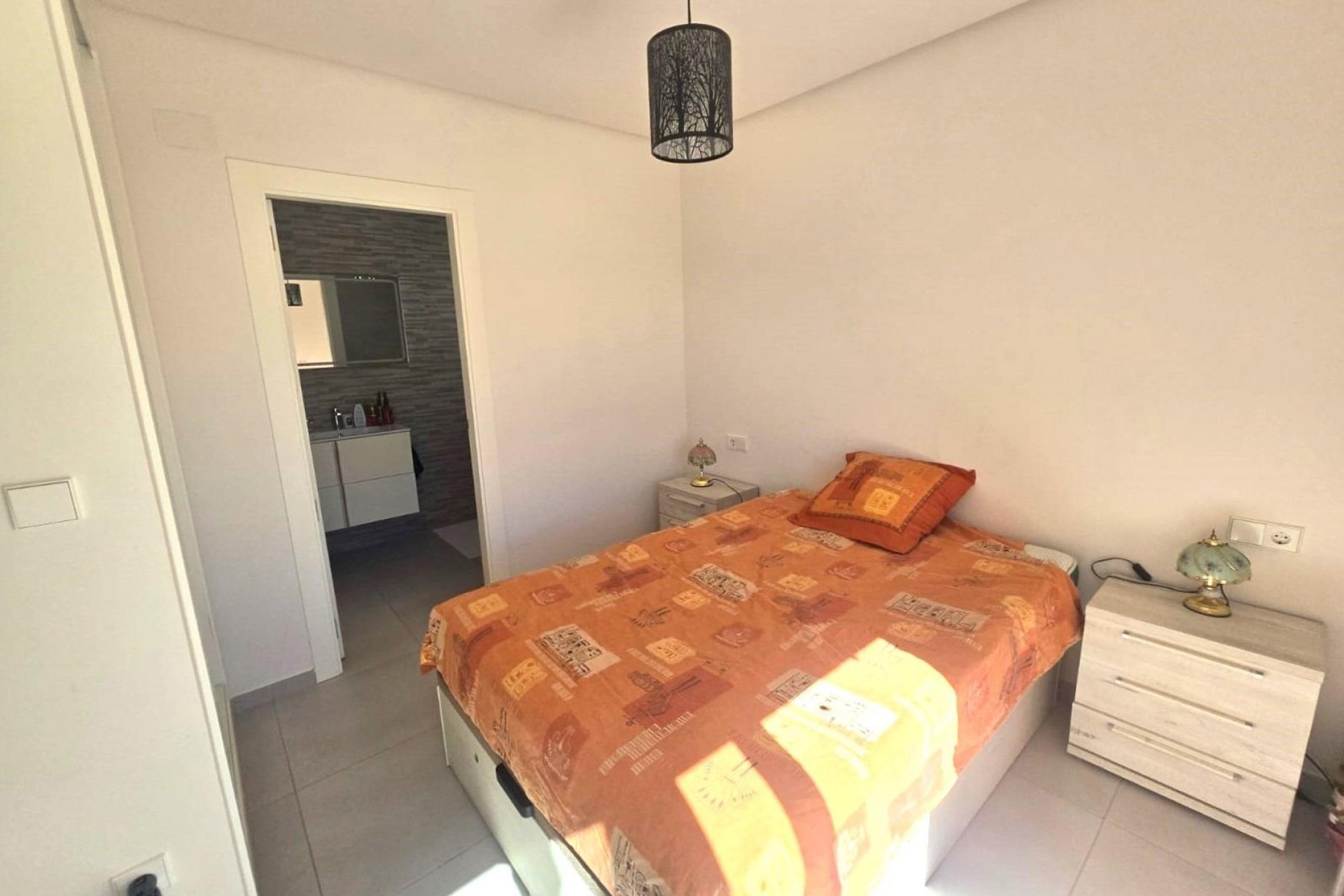 Reventa - Duplex -
Torrevieja - Sector 25