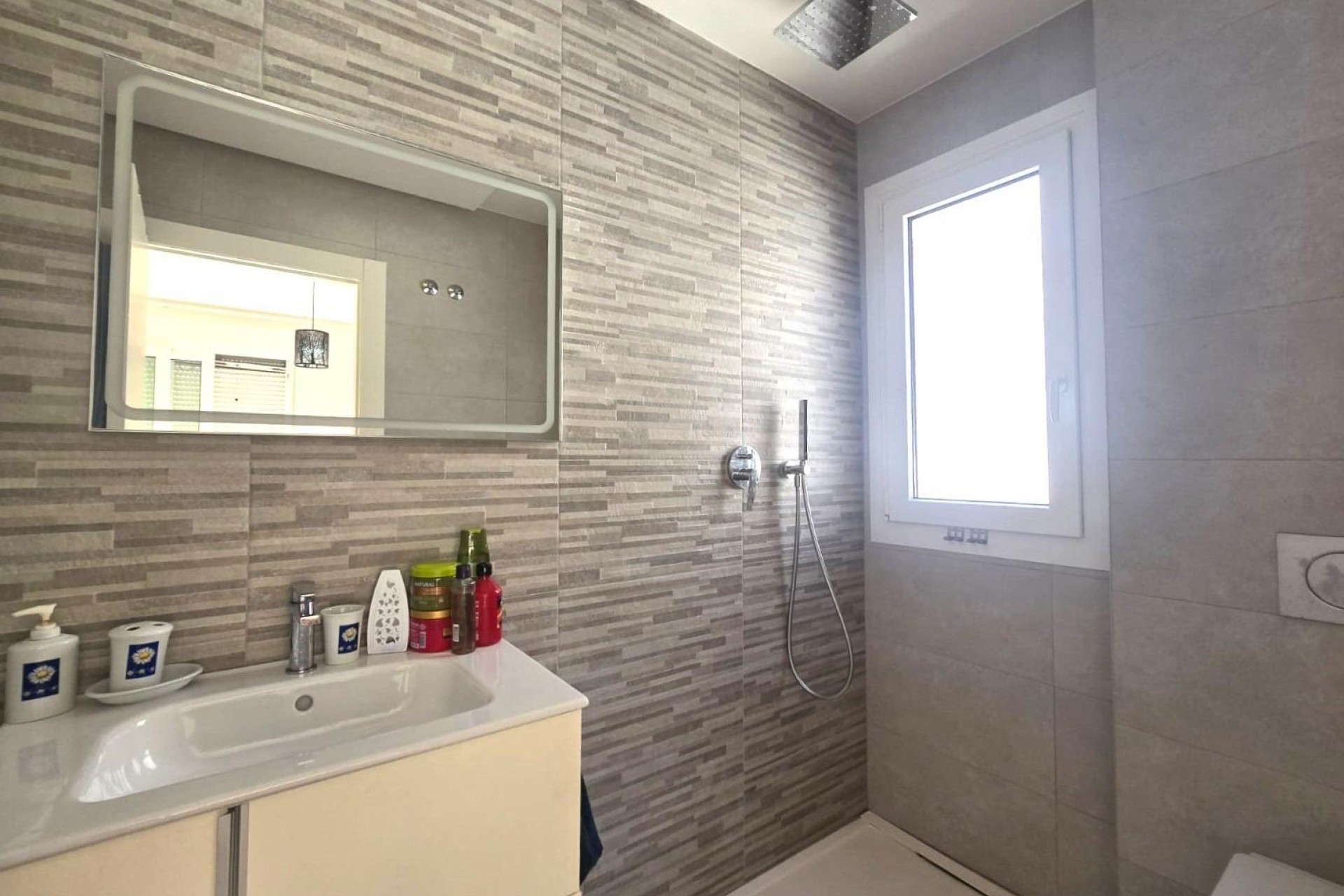 Reventa - Duplex -
Torrevieja - Sector 25