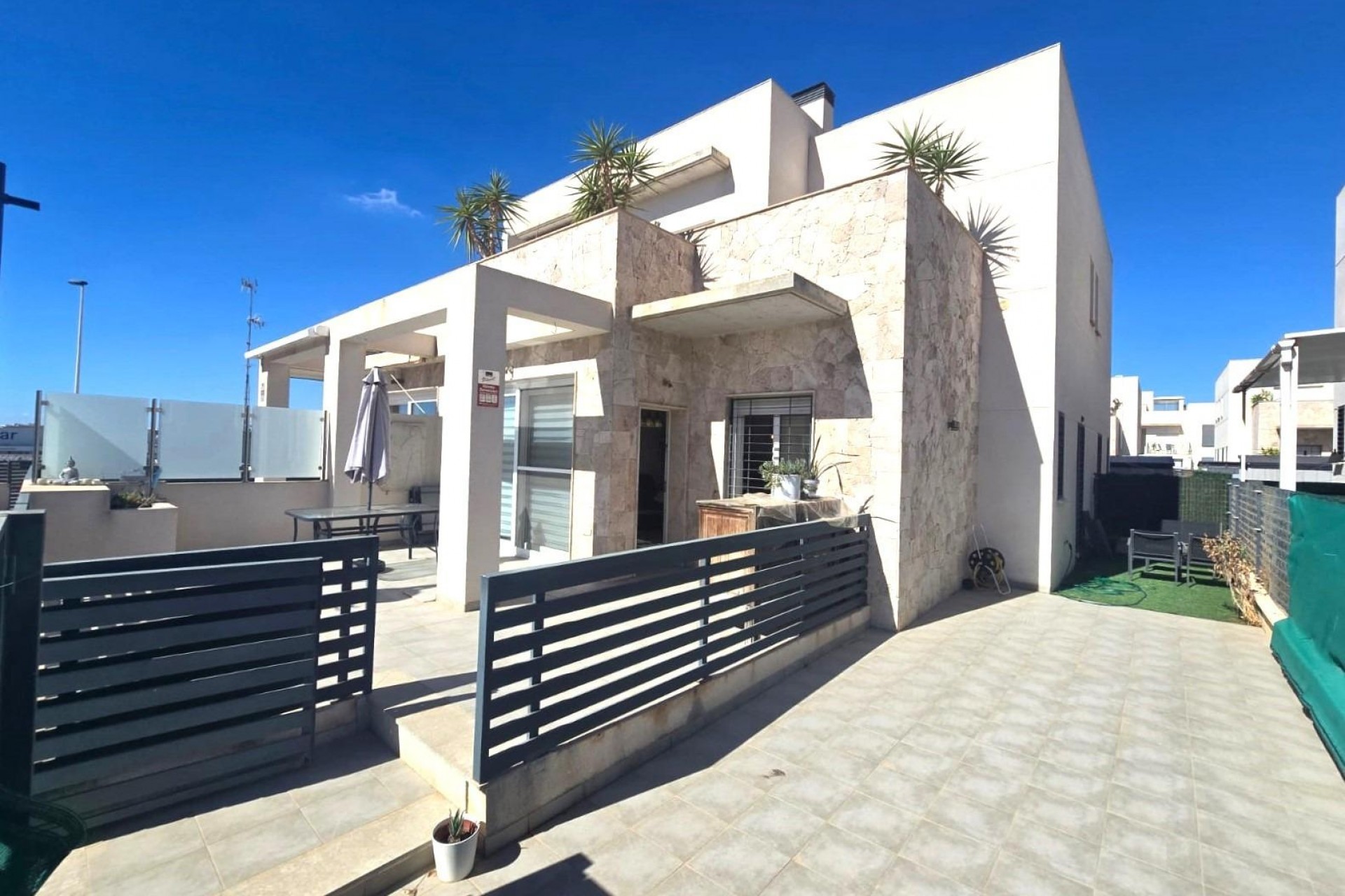 Reventa - Duplex -
Torrevieja - Sector 25