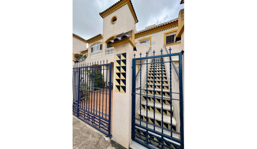 Reventa - Penthouse Penthouse -
Guardamar del Segura - Costa Blanca
