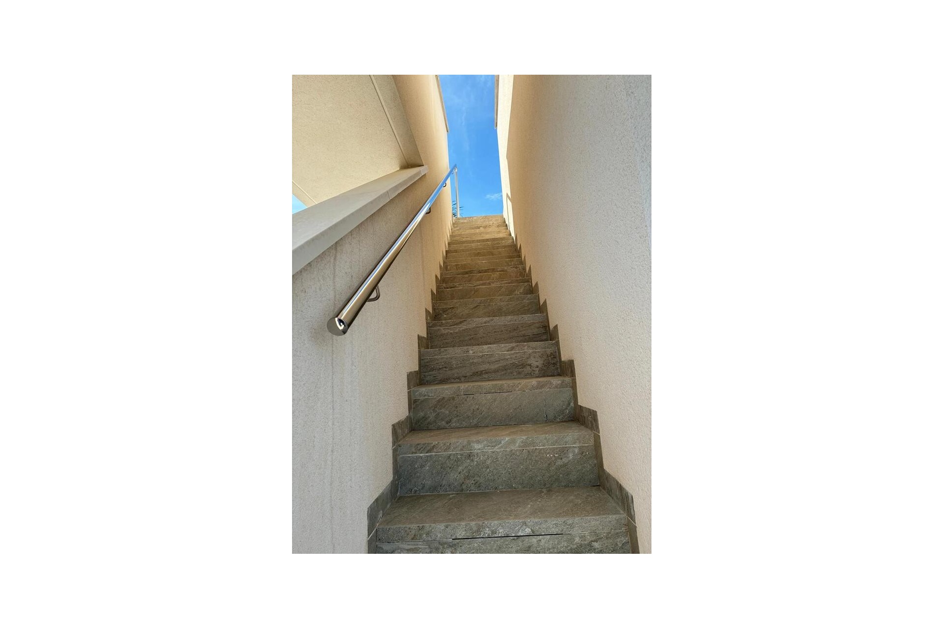 Reventa - Penthouse Penthouse -
Los Almendros (Orihuela-Costa) - Costa Blanca