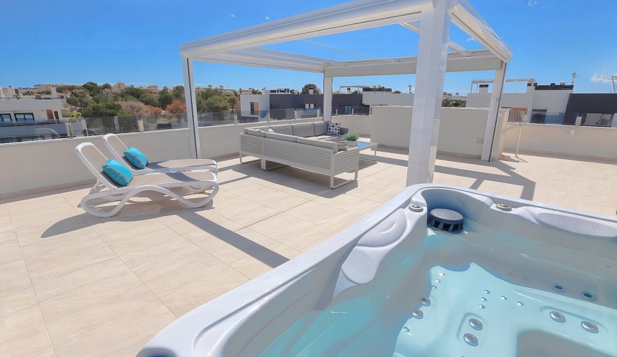 Reventa - Penthouse Penthouse -
Los Altos - Costa Blanca