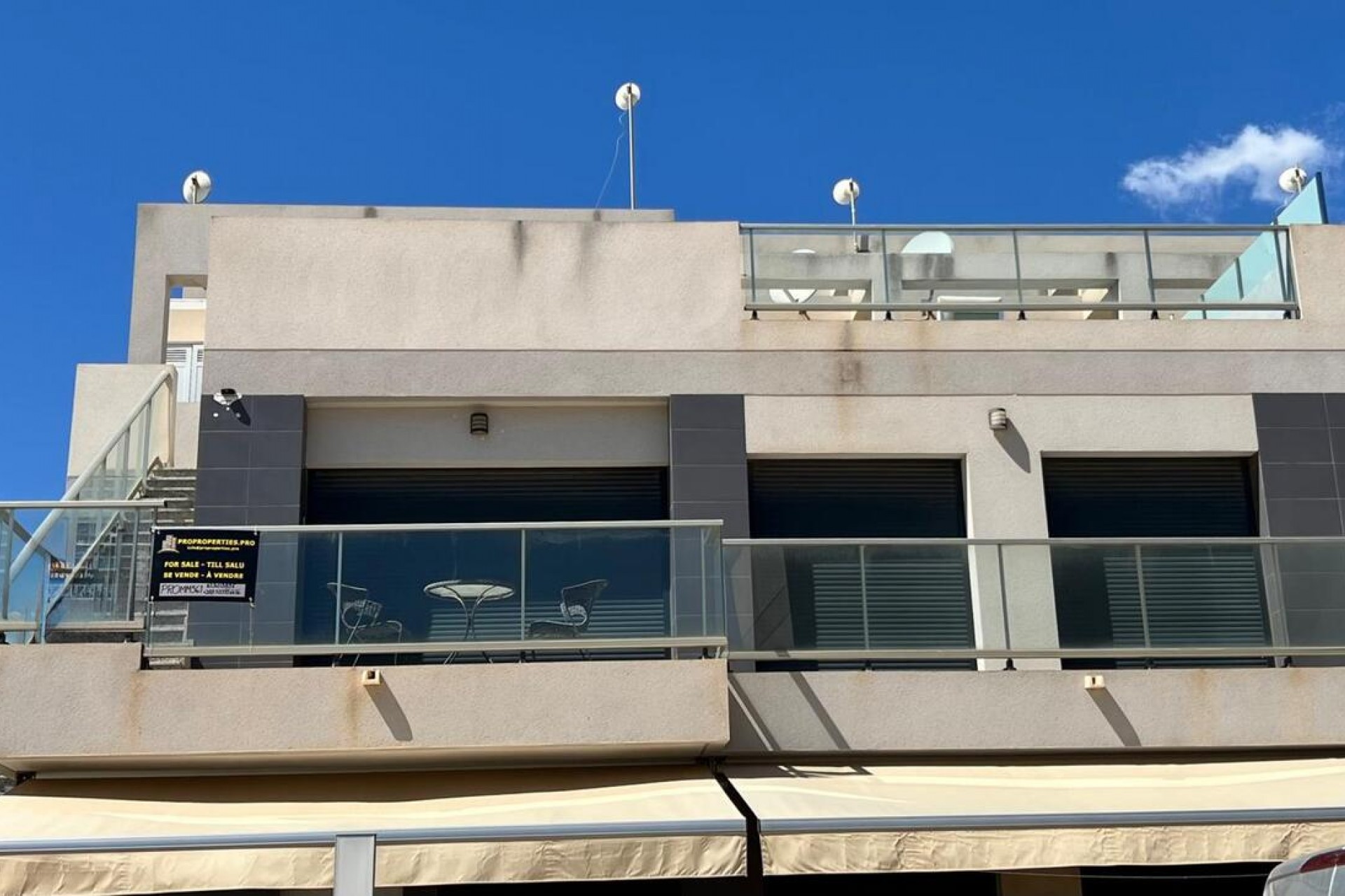 Reventa - Penthouse Penthouse -
Mil Palmeras - Costa Blanca