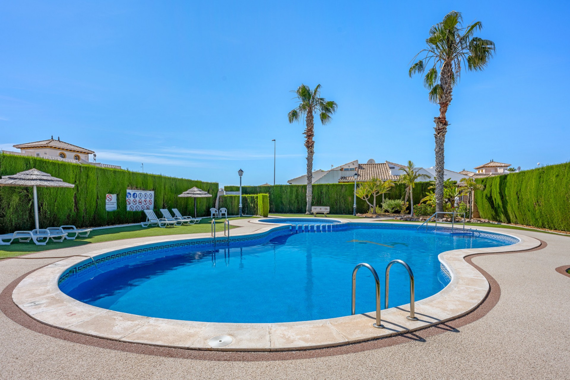 Reventa - Quad House -
Cabo Roig - Costa Blanca