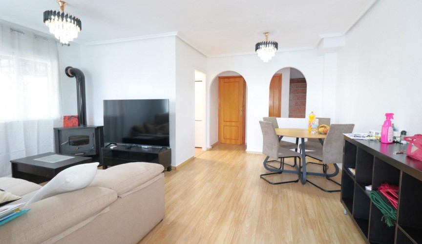 Reventa - Quad House -
Torrevieja - Carrefour