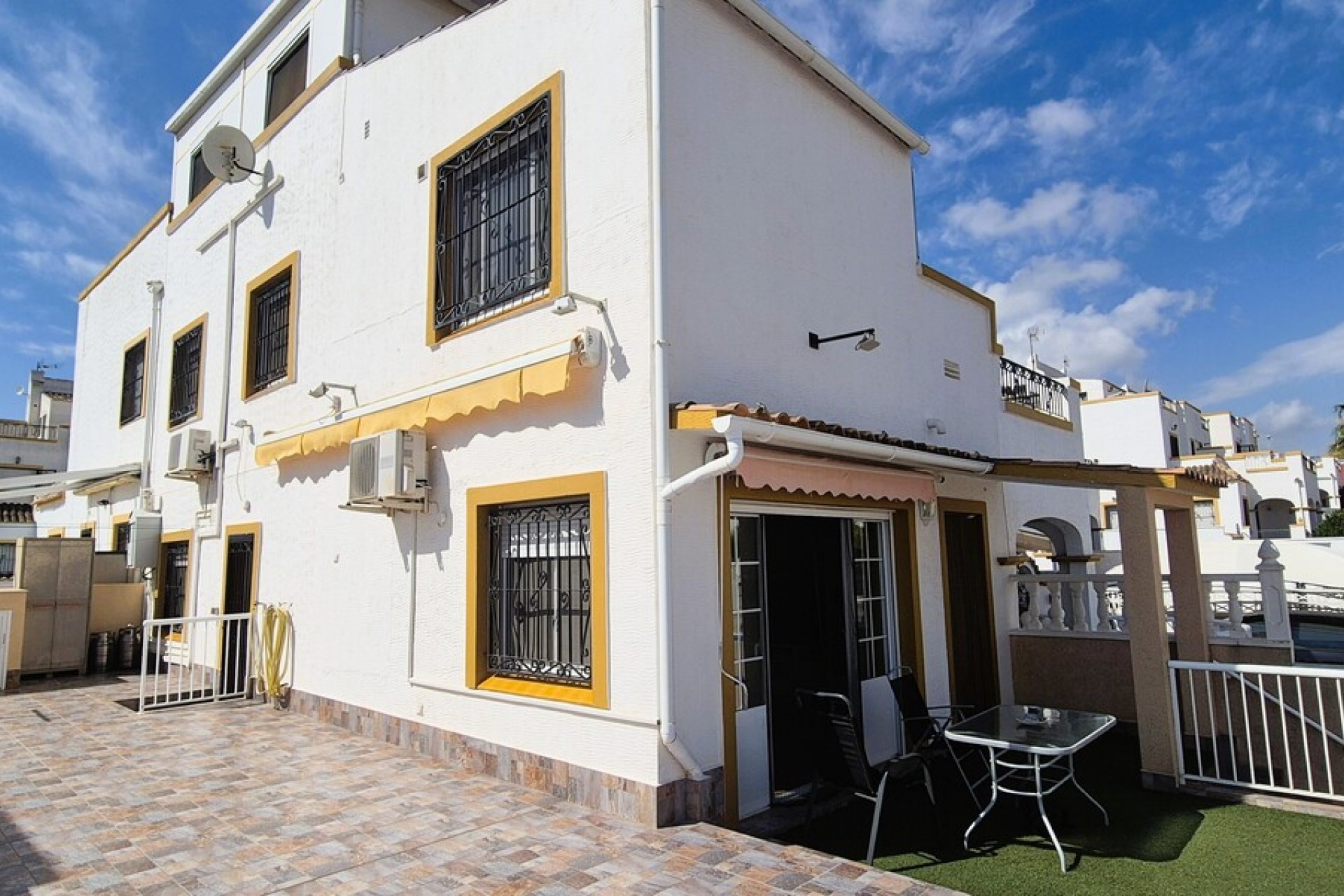 Reventa - Quad House -
Torrevieja - Costa Blanca