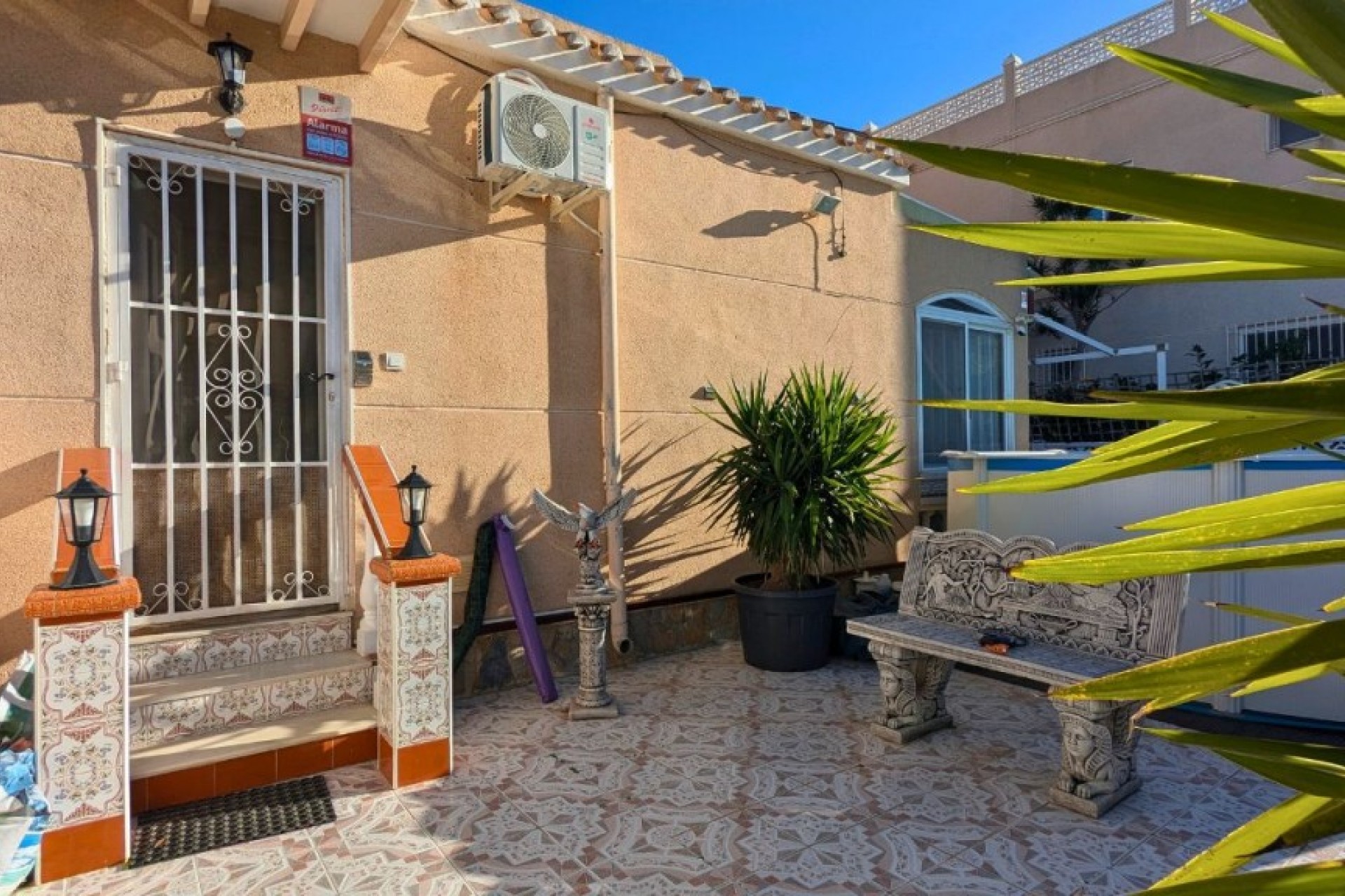 Reventa - Quad Villa -
San Miguel de Salinas - Inland