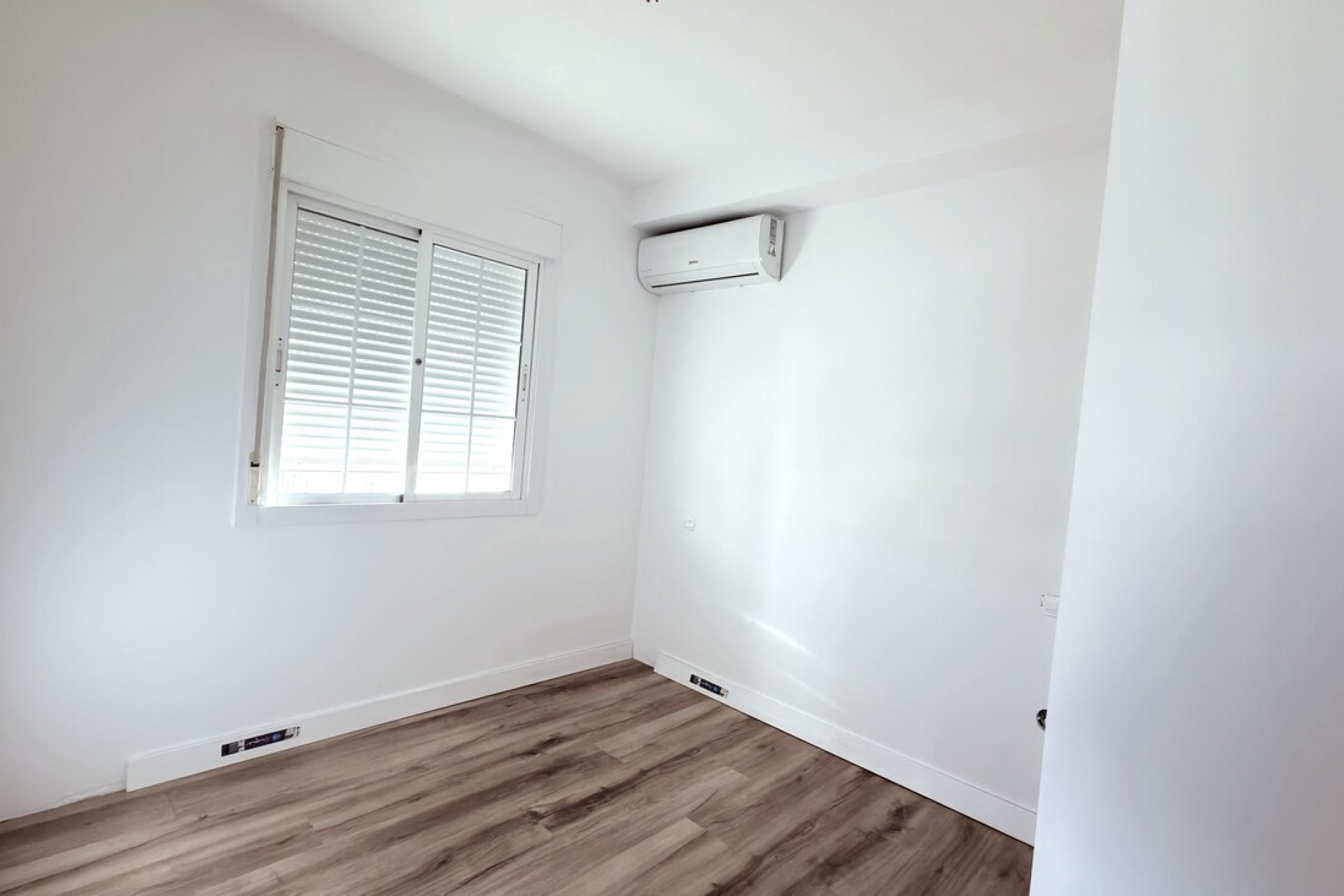 Reventa - Semi Detached -
El Galan - Inland