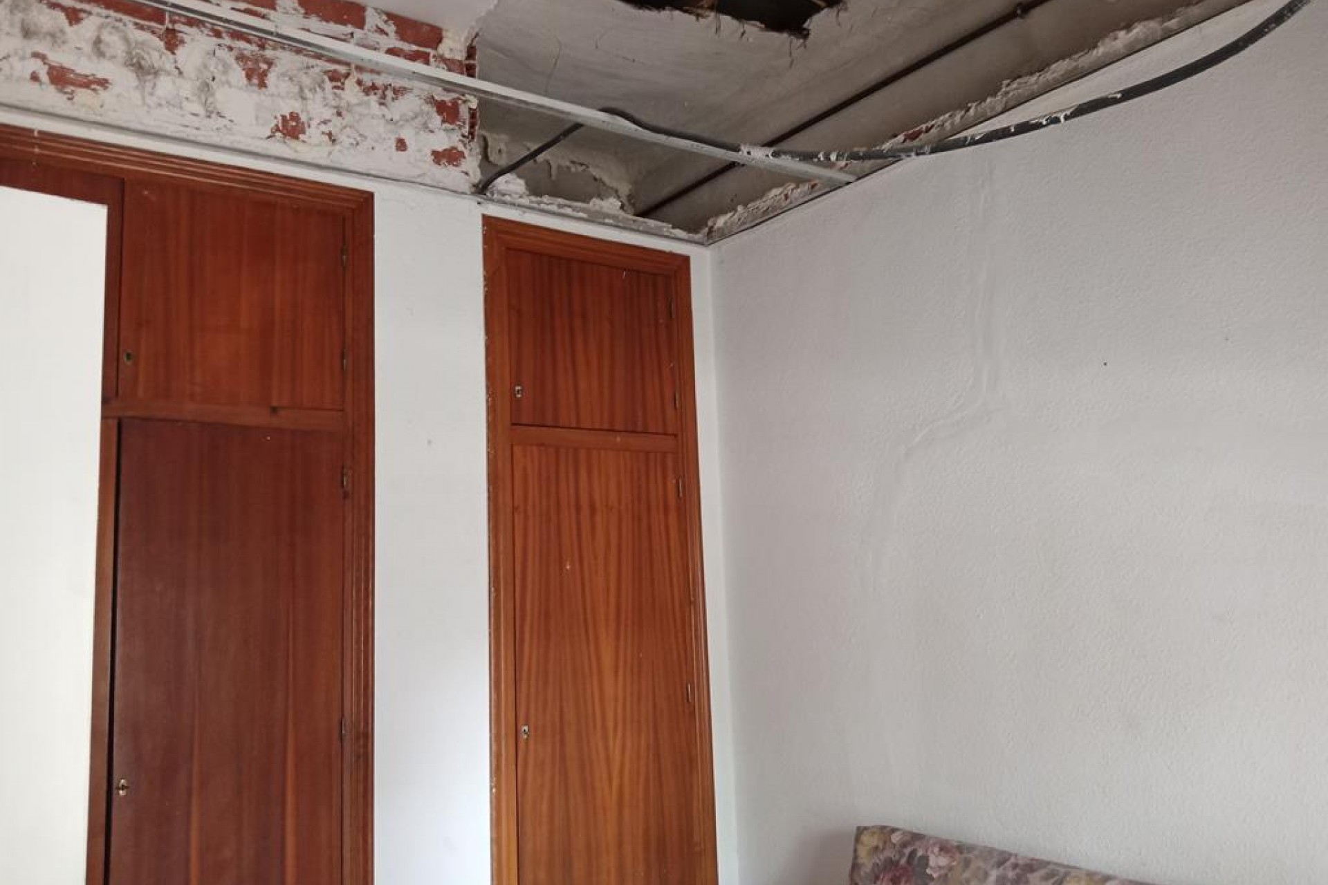 Reventa - Semi Detached -
HurchIllo - PUEBLO CENTRO