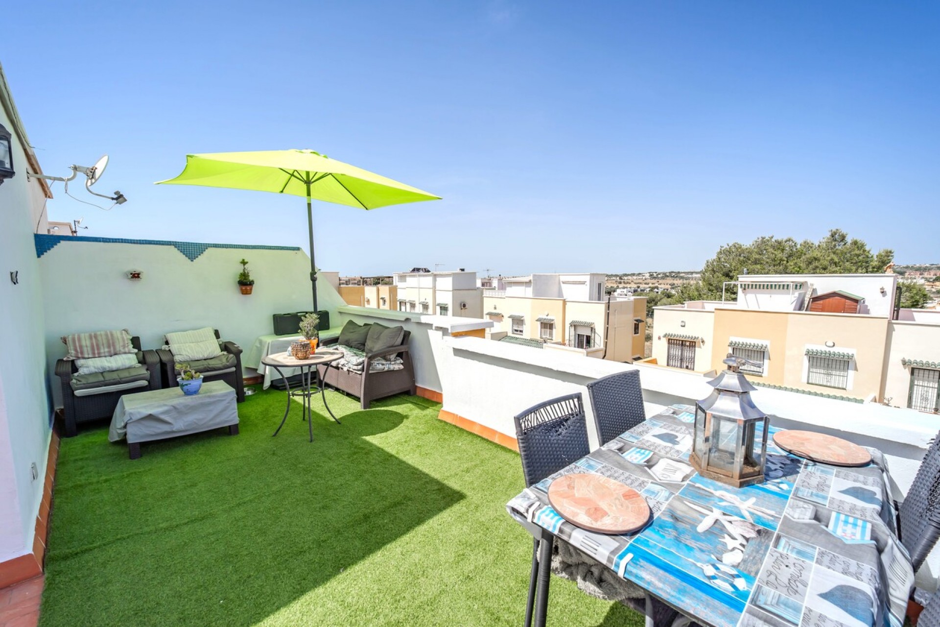 Reventa - Semi Detached -
Los Altos - Res Valle de los pinos