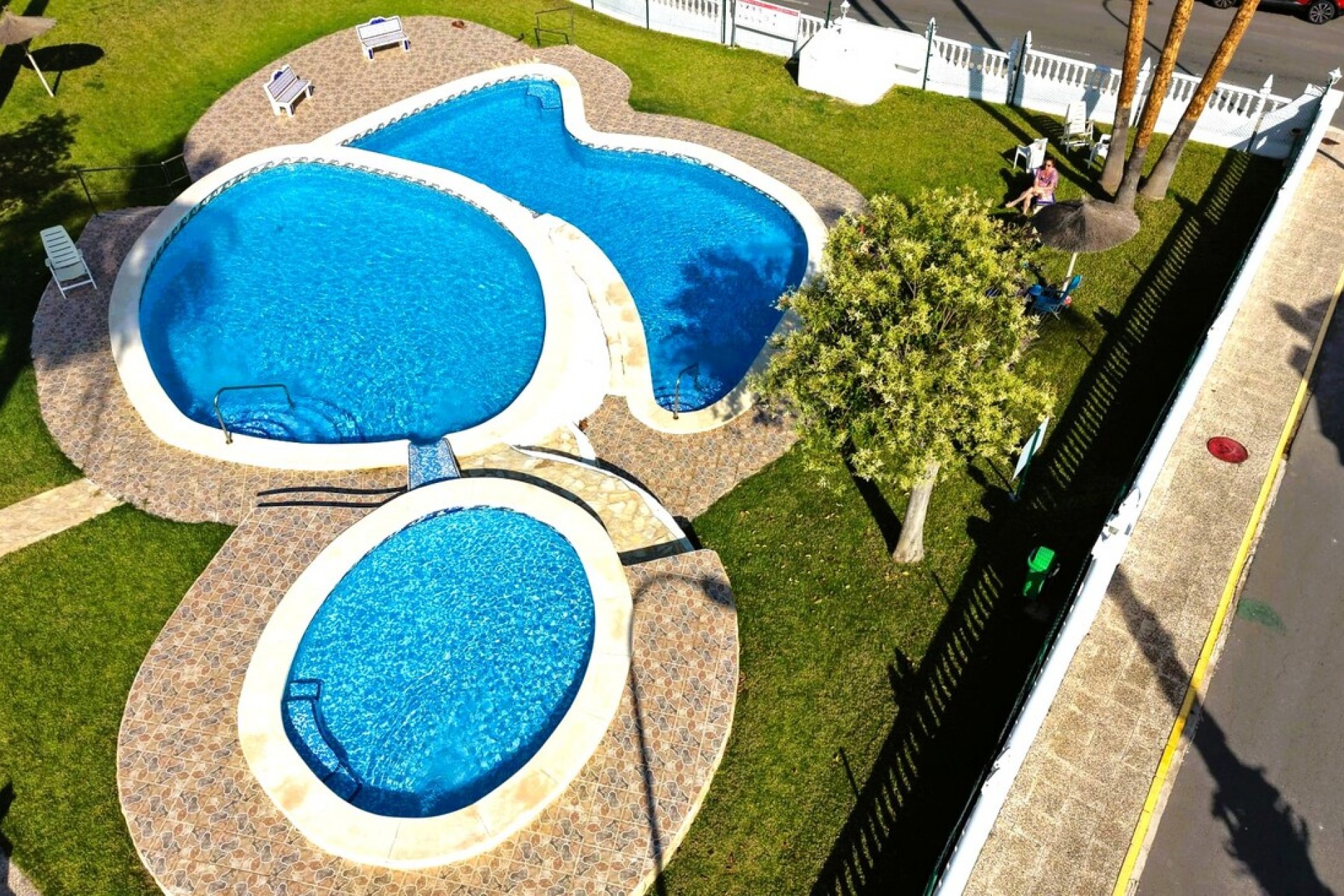 Reventa - Semi Detached -
Los Dolses - Inland