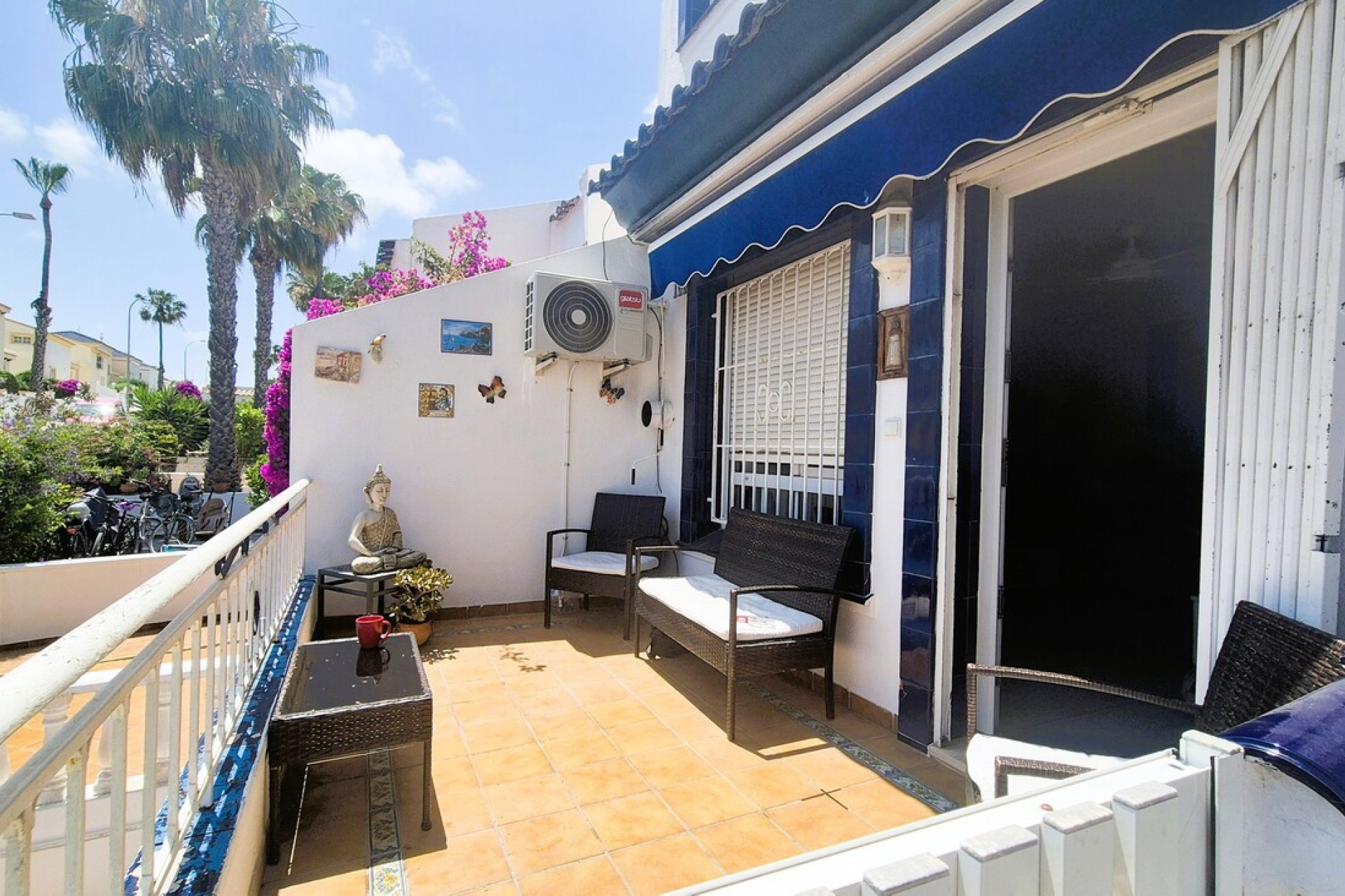 Reventa - Semi Detached -
Los Dolses - Inland