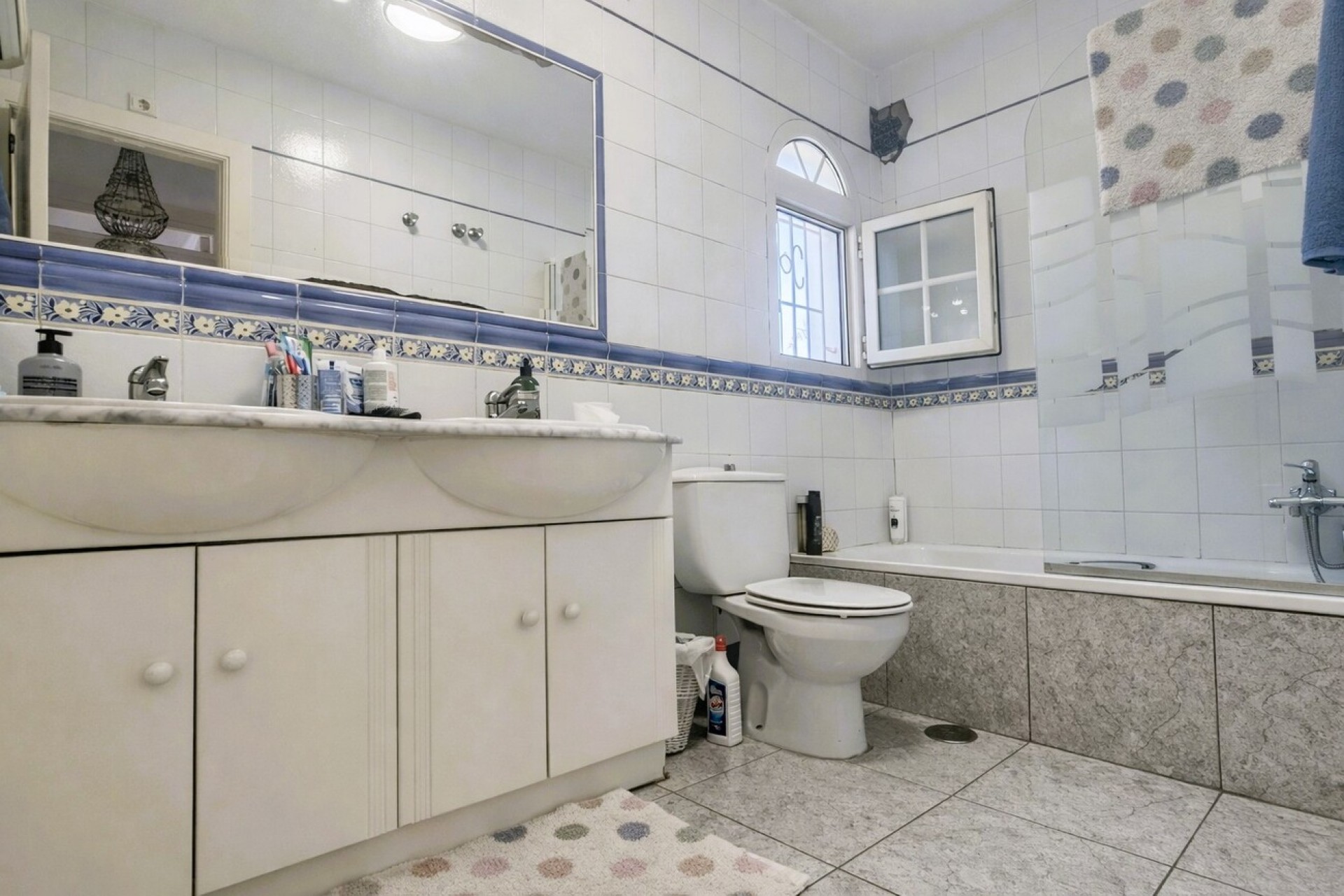 Reventa - Semi Detached -
Los Dolses - Inland