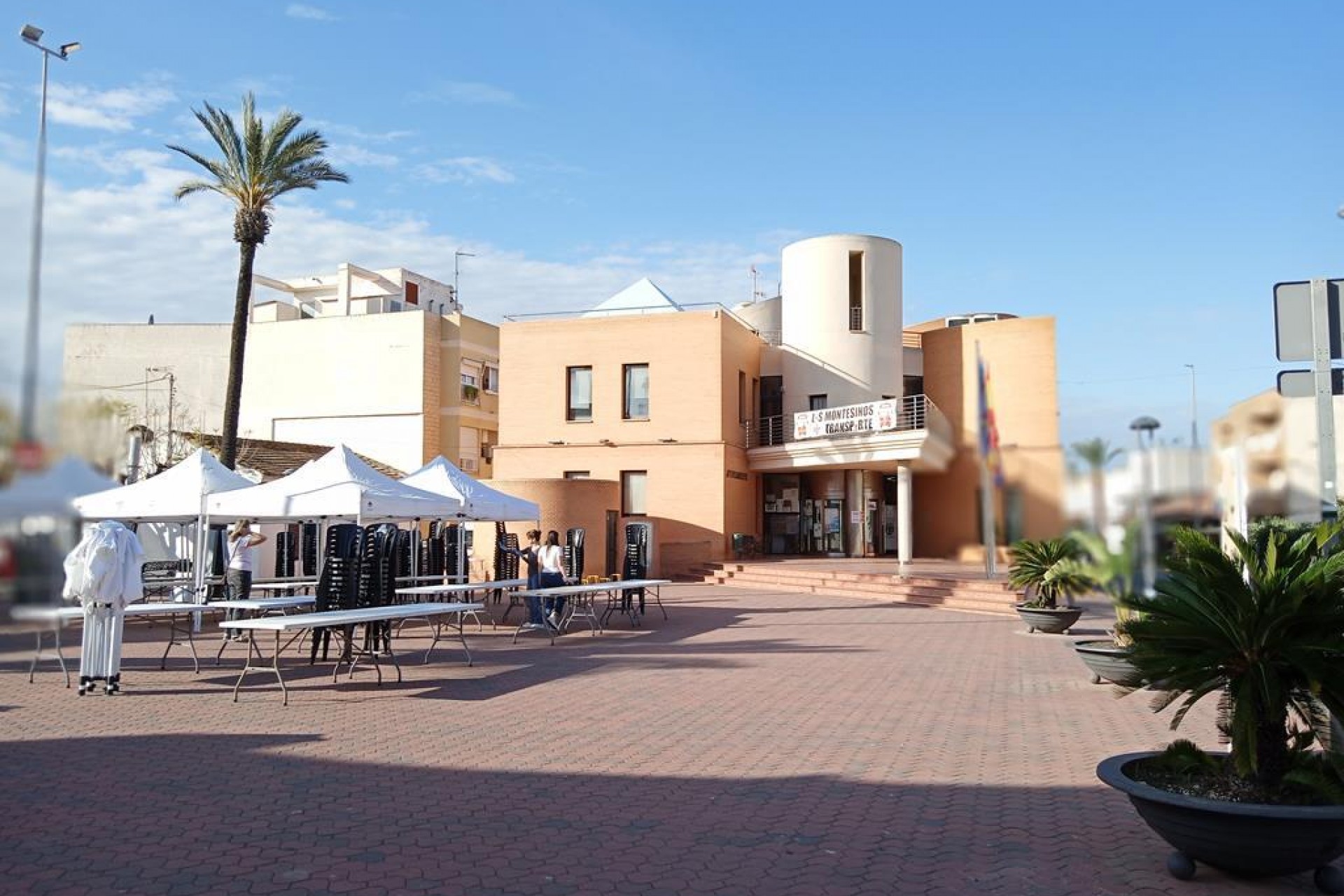 Reventa - Semi Detached -
Los Montesinos - PUEBLO CENTRO