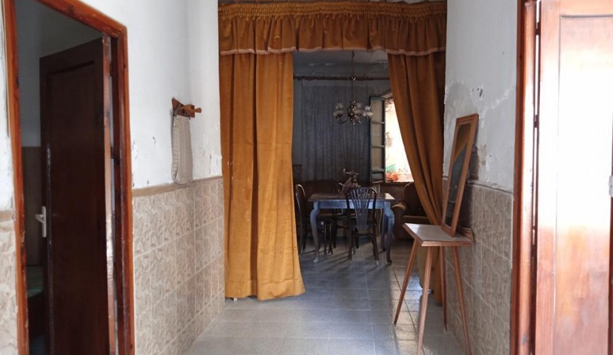 Reventa - Semi Detached -
Los Montesinos