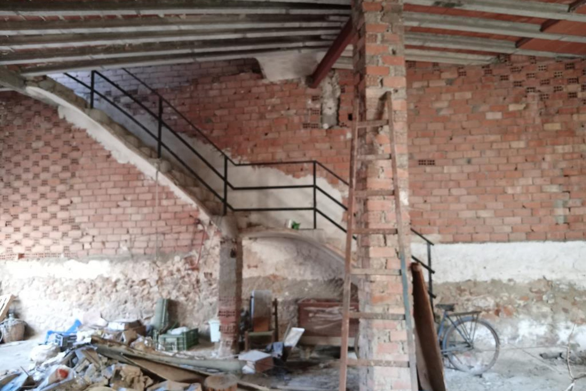 Reventa - Semi Detached -
Los Montesinos