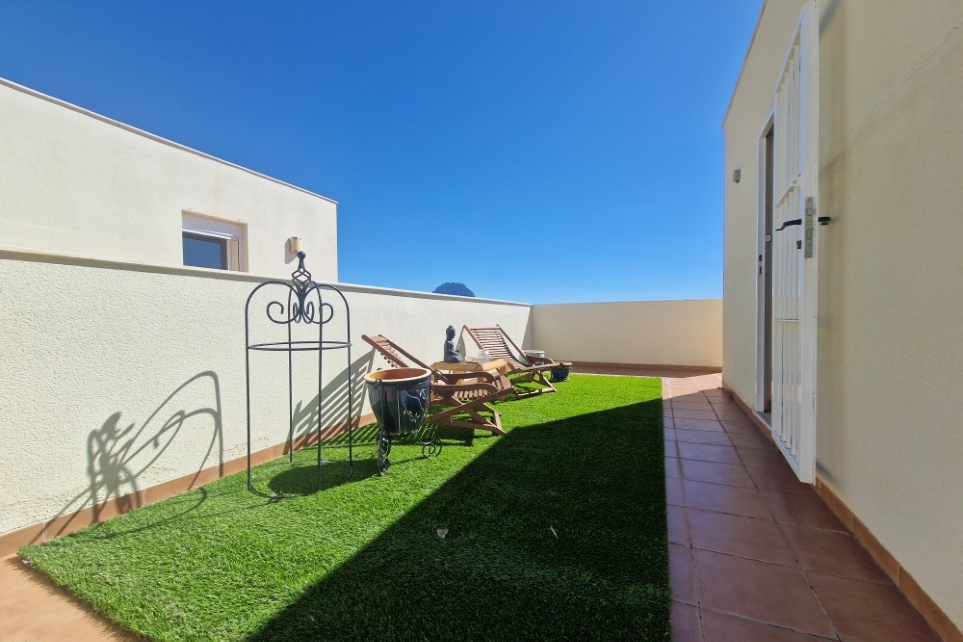 Reventa - Semi Detached -
Relleu - Inland