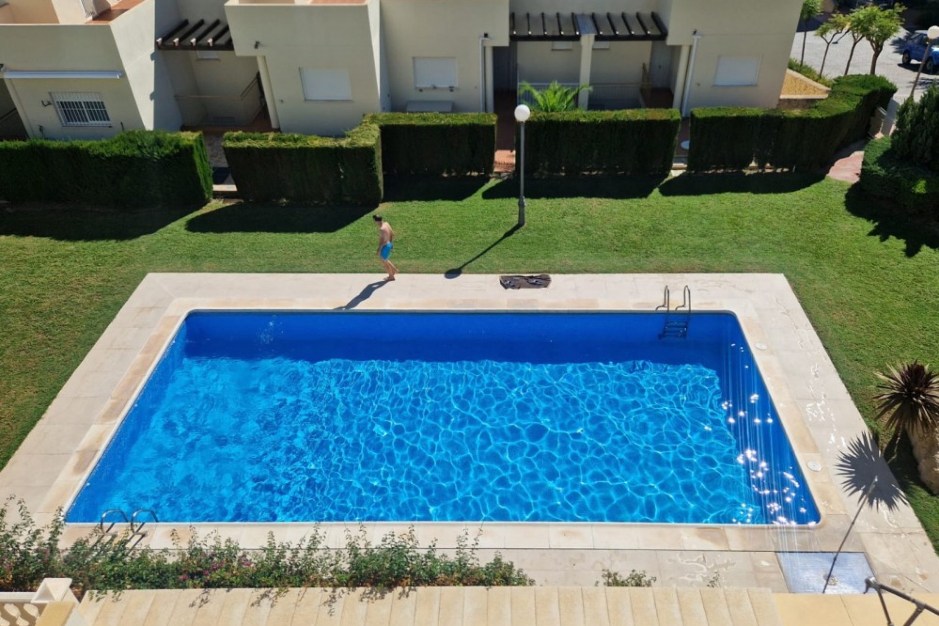 Reventa - Semi Detached -
Relleu - Inland