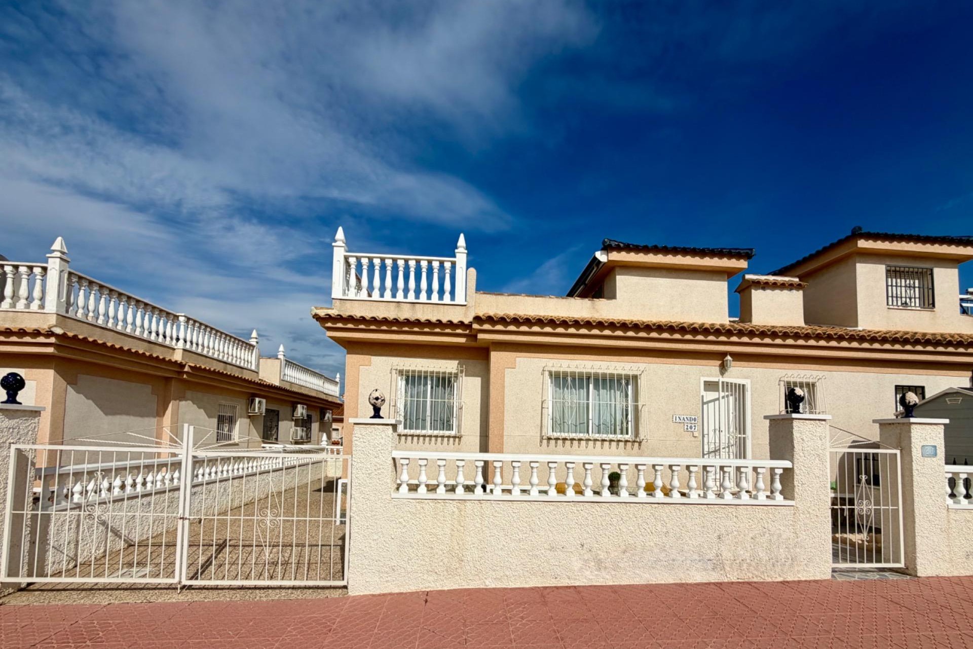 Reventa - Semi Detached -
Rojales - Pueblo