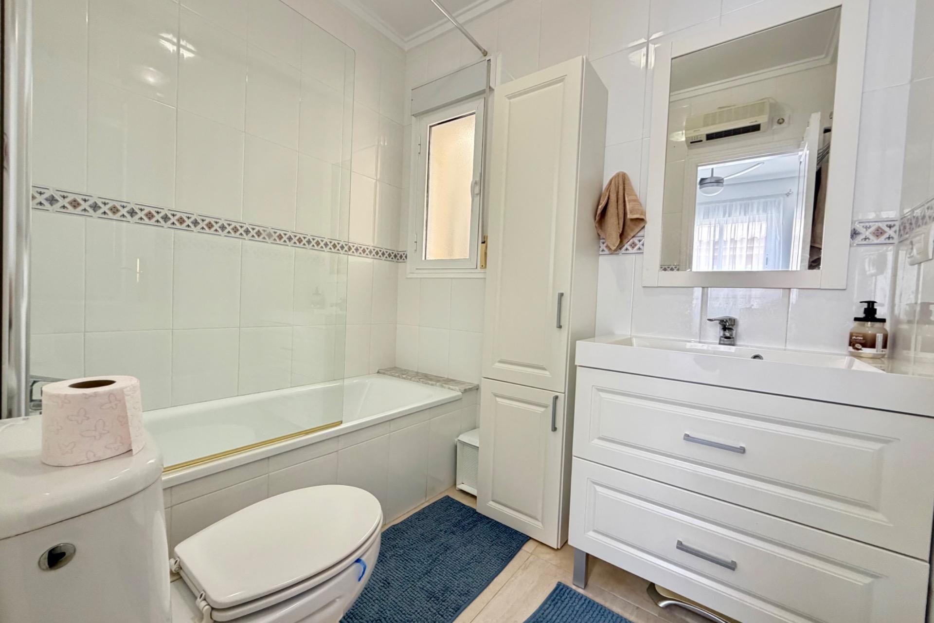 Reventa - Semi Detached -
Rojales - Pueblo