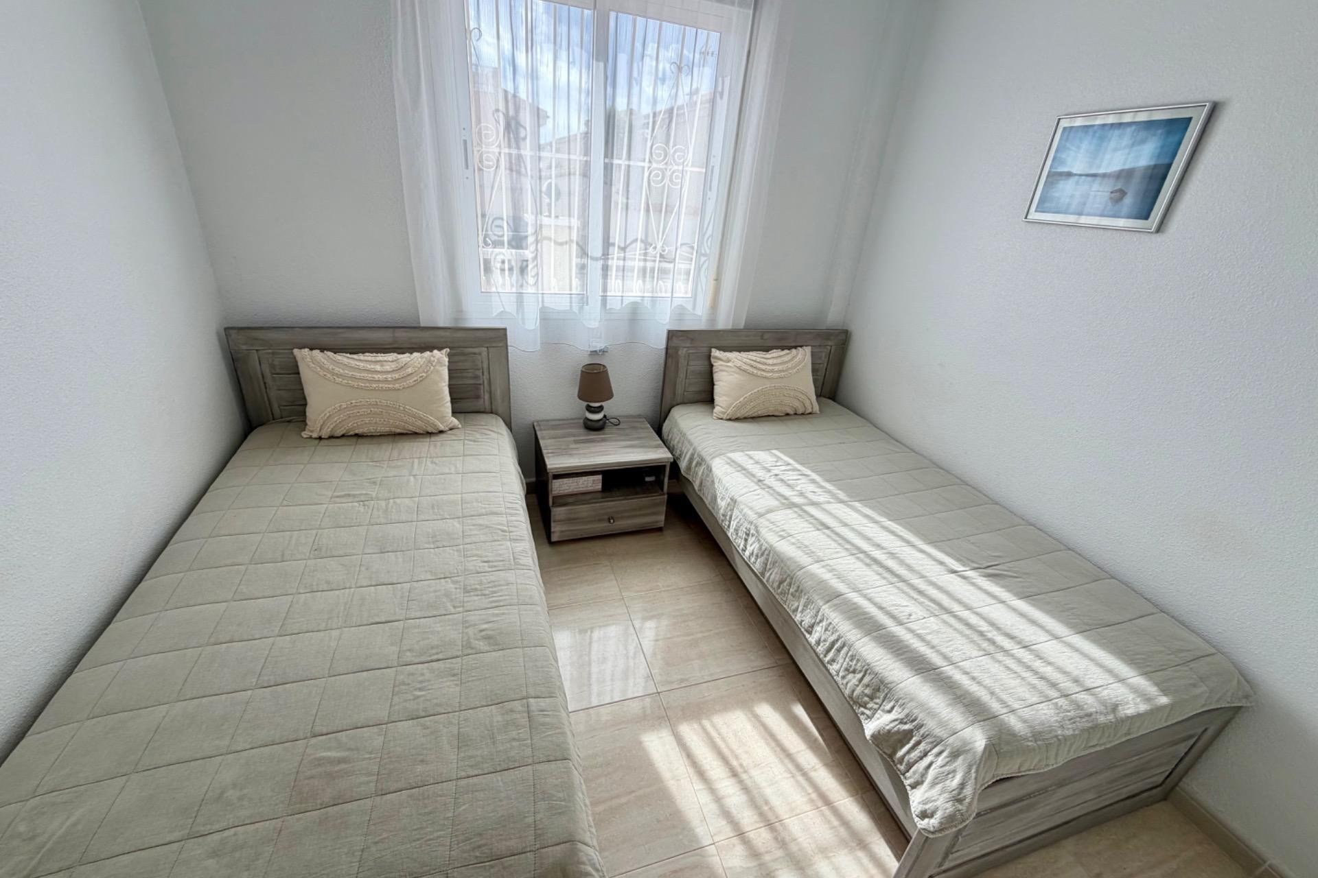 Reventa - Semi Detached -
Rojales - Pueblo