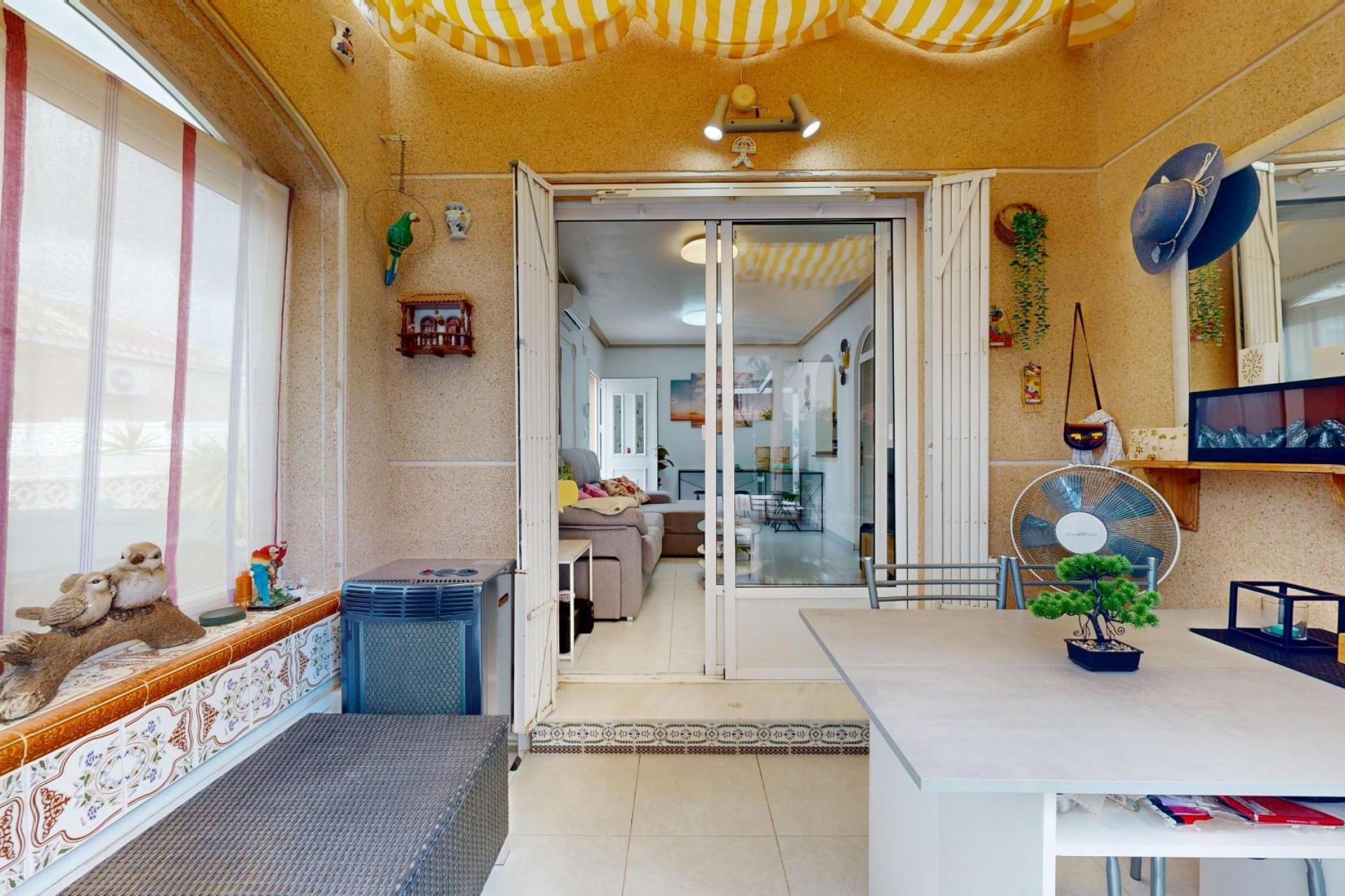 Reventa - Semi Detached -
San Miguel de Salinas - 03193