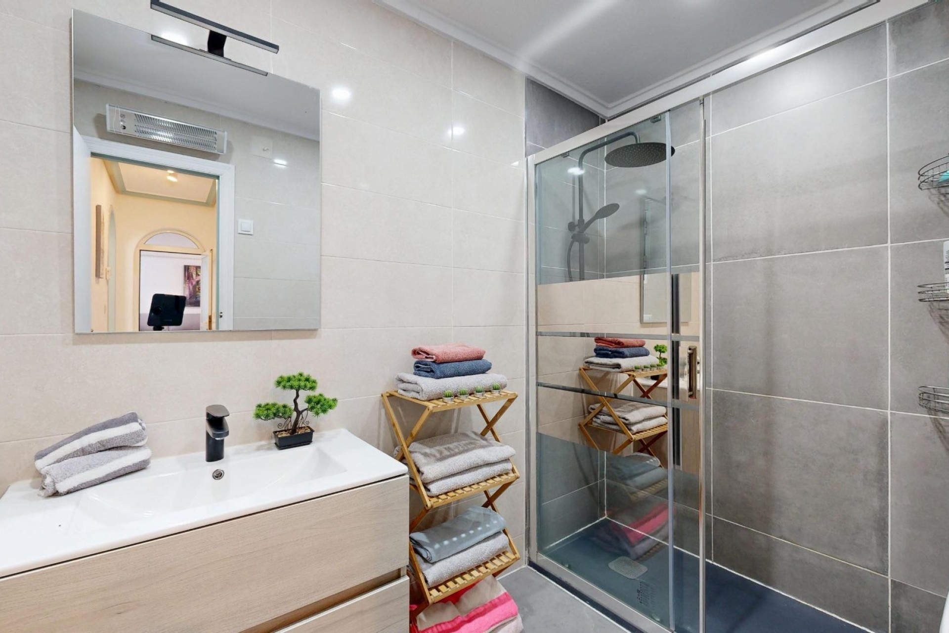 Reventa - Semi Detached -
San Miguel de Salinas - 03193