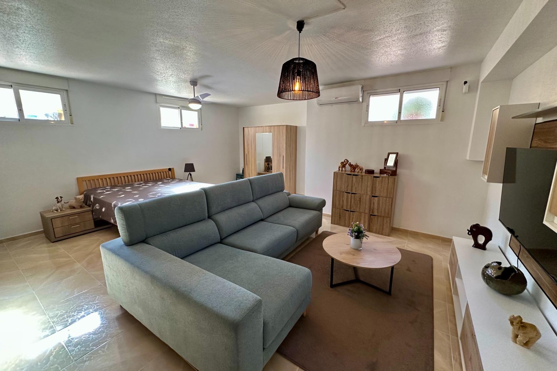 Reventa - Semi Detached -
San Miguel de Salinas - Residencial Los Flamencos