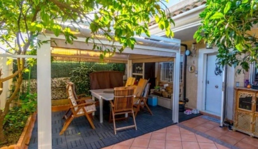 Reventa - Semi Detached -
Torrevieja - aguas nuevas