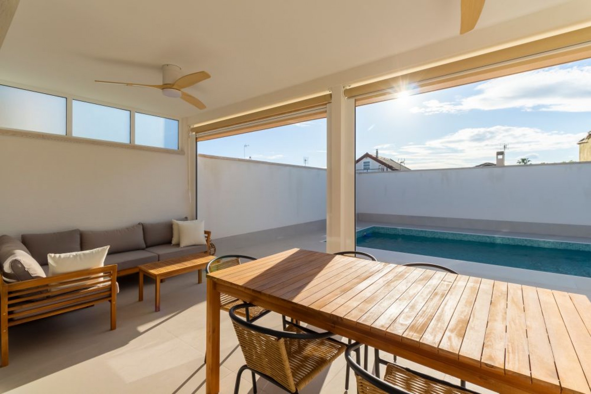 Reventa - Semi Detached -
Torrevieja - Costa Blanca