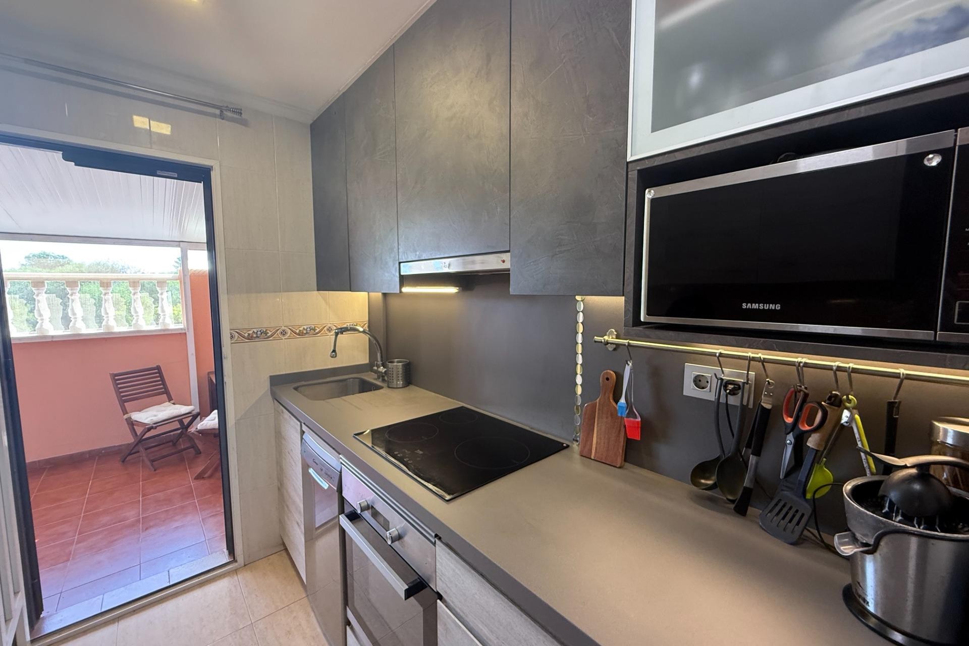 Reventa - Semi Detached -
Torrevieja - El Limonar