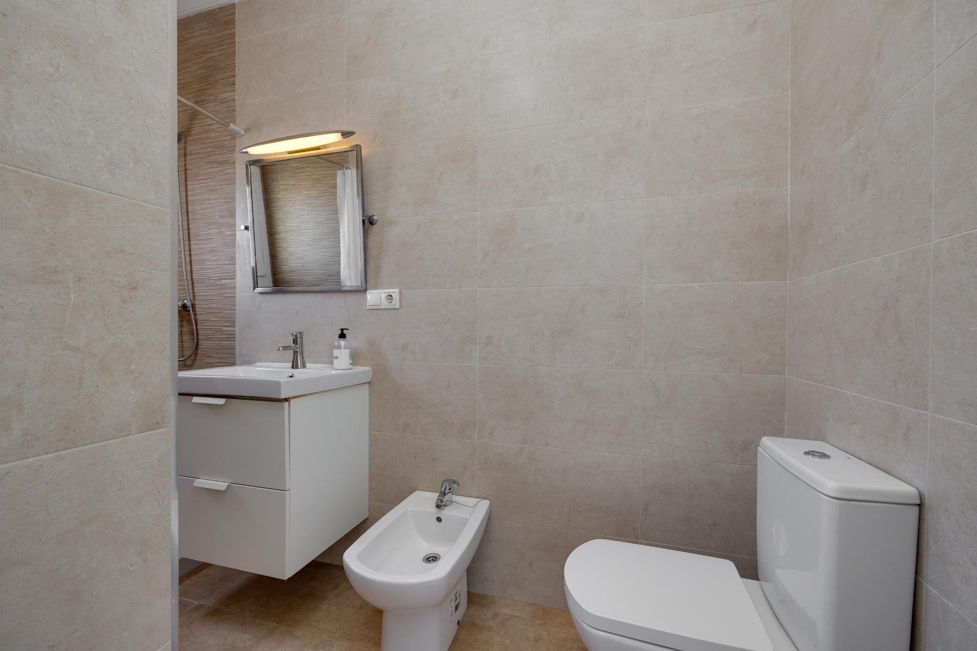 Reventa - Semi Detached -
Torrevieja - La Siesta - El Salado - Torreta