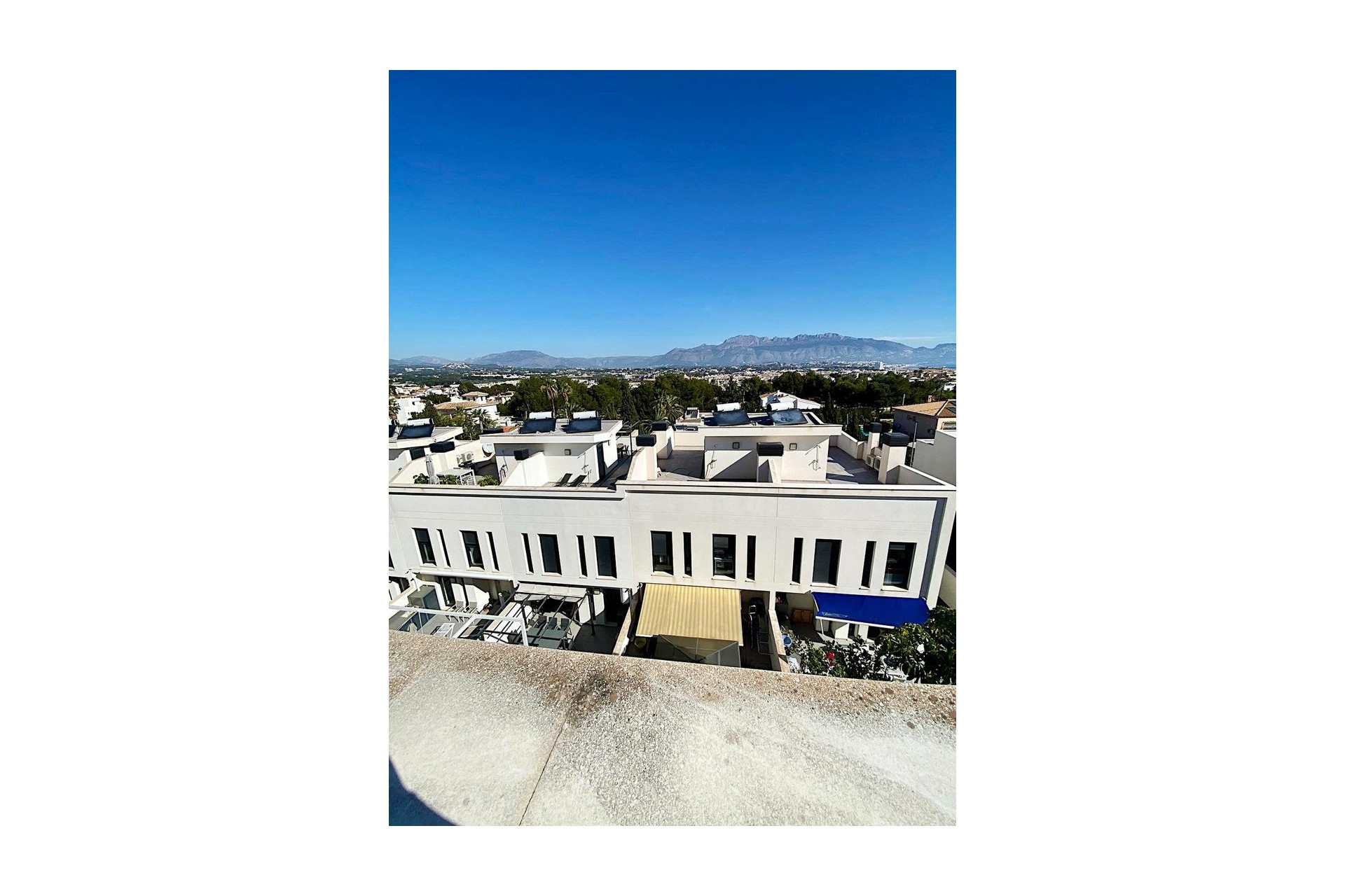 Reventa - Town House -
Albir - Costa Blanca