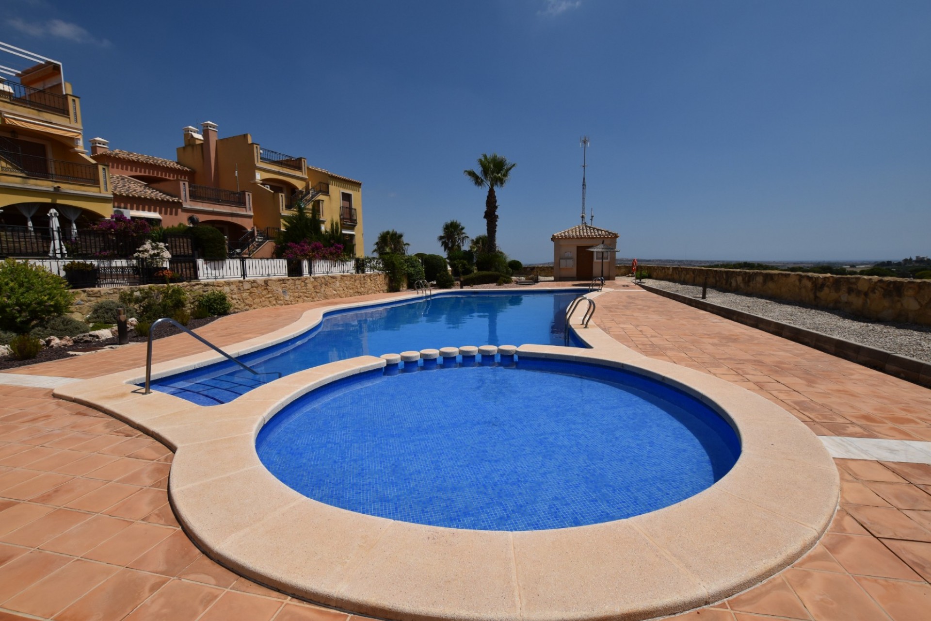 Reventa - Town House -
Algorfa - Inland