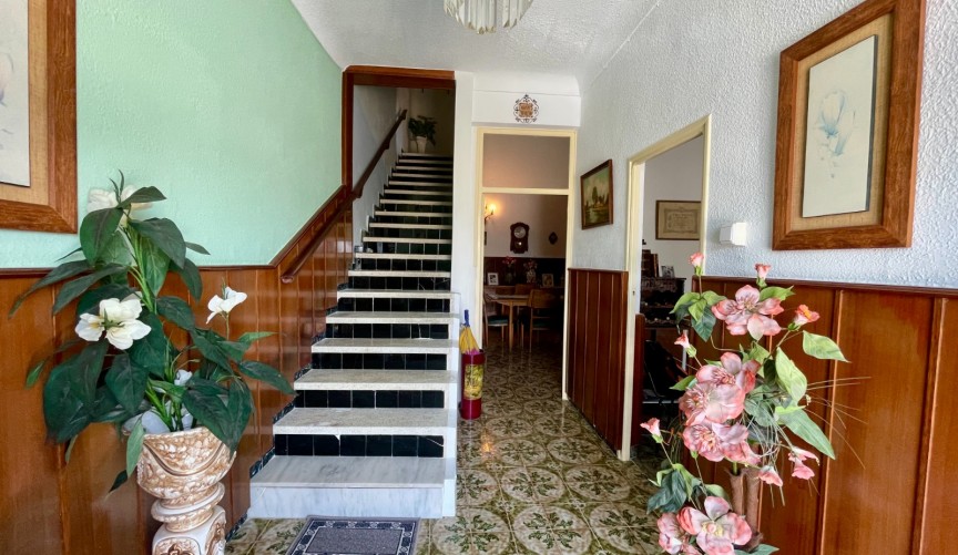 Reventa - Town House -
Almoradí - Inland