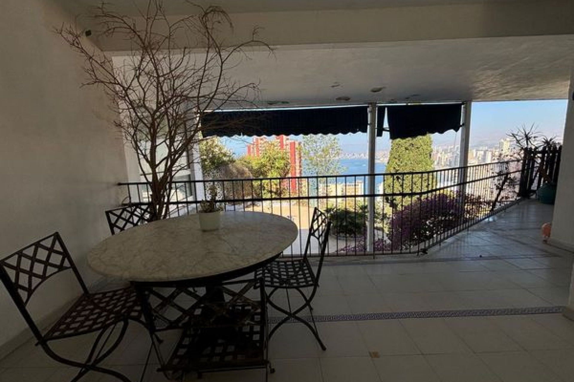 Reventa - Town House -
Benidorm - Costa Blanca