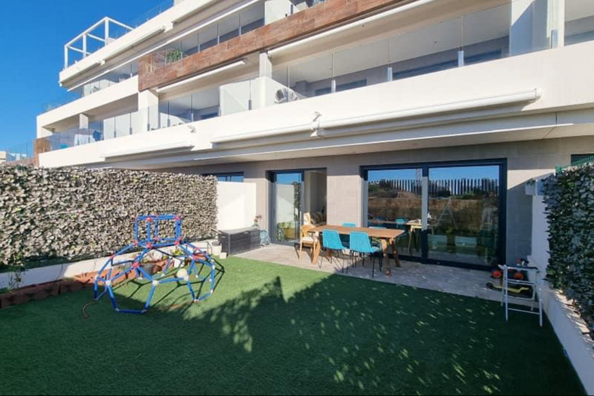 Reventa - Town House -
Benidorm - Costa Blanca