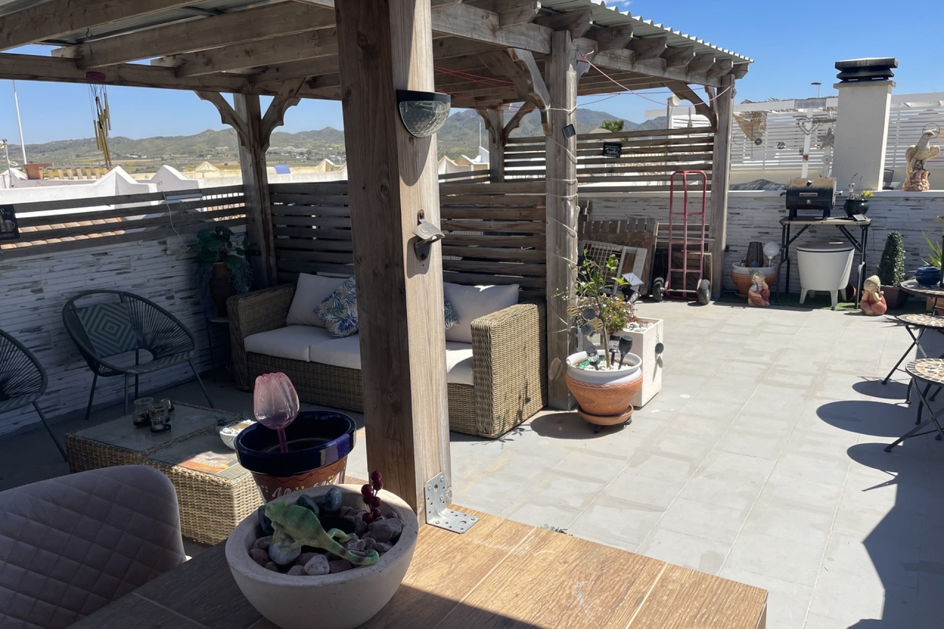 Reventa - Town House -
Camposol - Inland