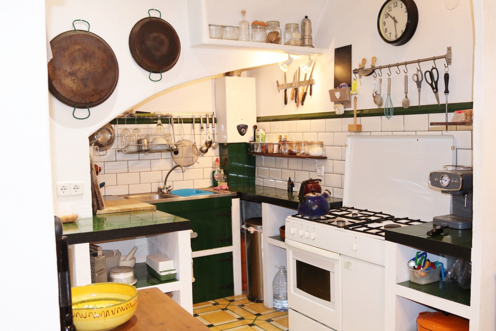 Reventa - Town House -
Castell de Castells - Inland