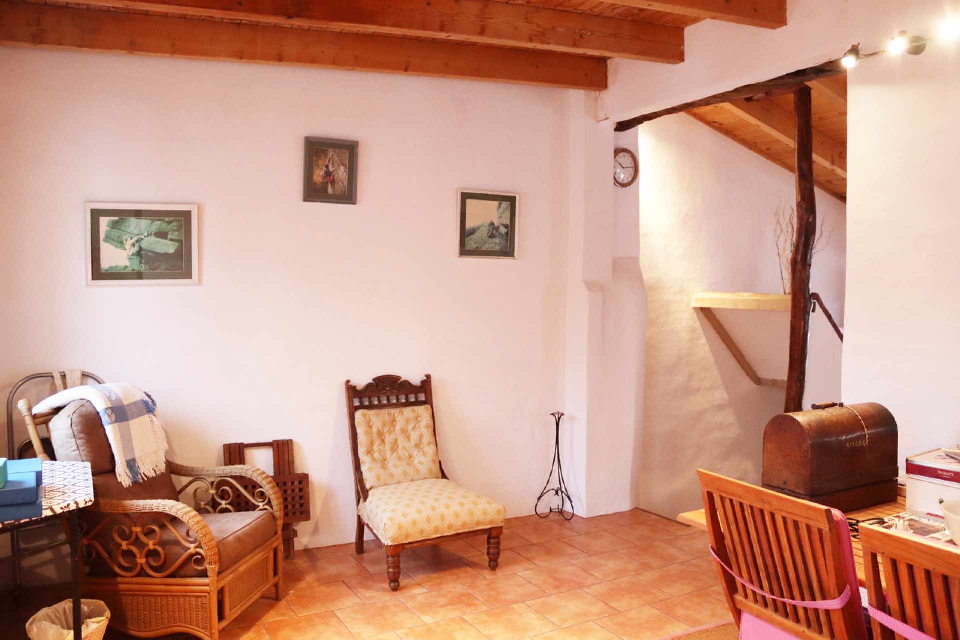 Reventa - Town House -
Castell de Castells - Inland