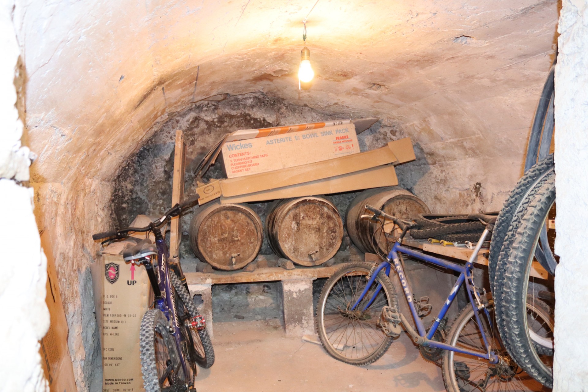 Reventa - Town House -
Castell de Castells - Inland