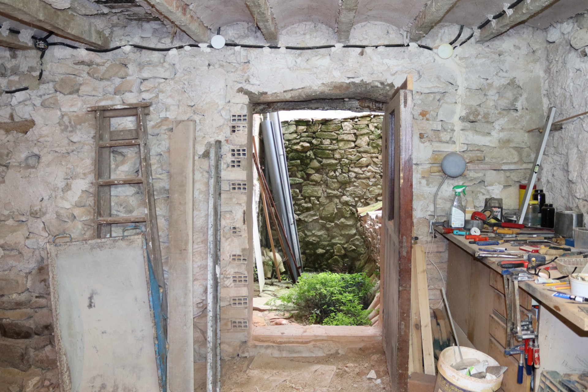 Reventa - Town House -
Castell de Castells - Inland