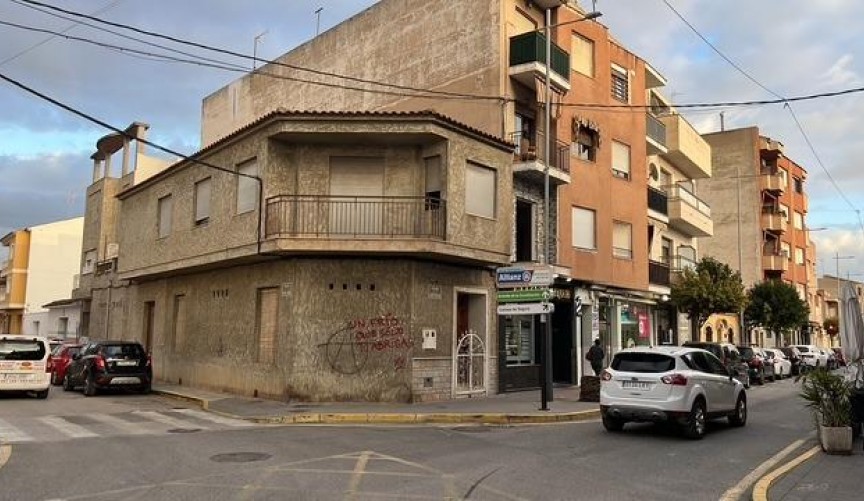 Reventa - Town House -
Catral - Comunidad Valenciana